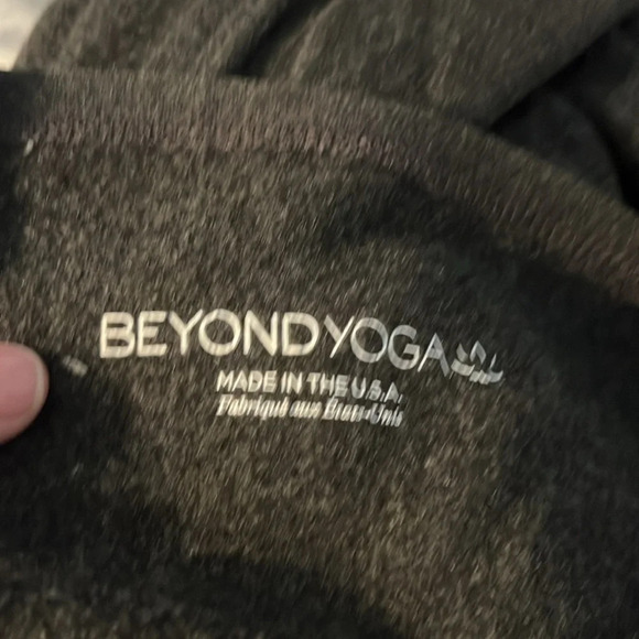 Beyond Yoga Modal Baby Terry Snap Yoga Scarf - Picture 3 of 5